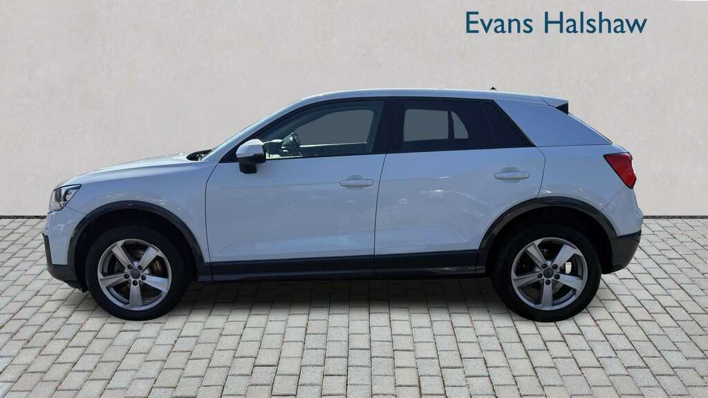 Audi Q2 35 Tfsi Sport 2019 ML69HSO White #3