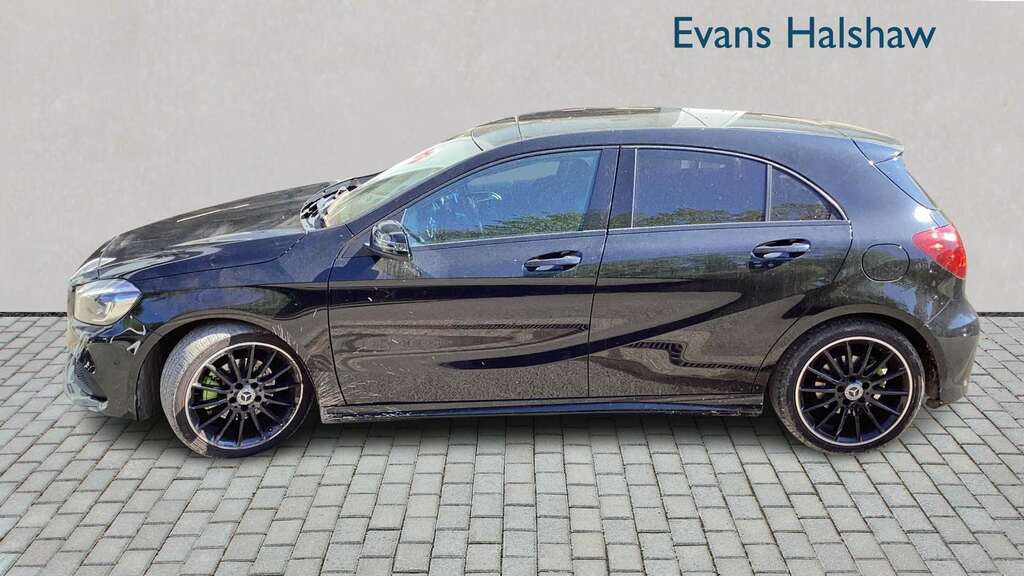 Mercedes-Benz A Class A200d Amg Line Premium Plus 2018 PN18XTY Black #3
