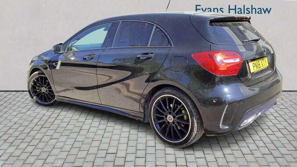 Mercedes-Benz A Class A200d Amg Line Premium Plus 2018 PN18XTY Black #2