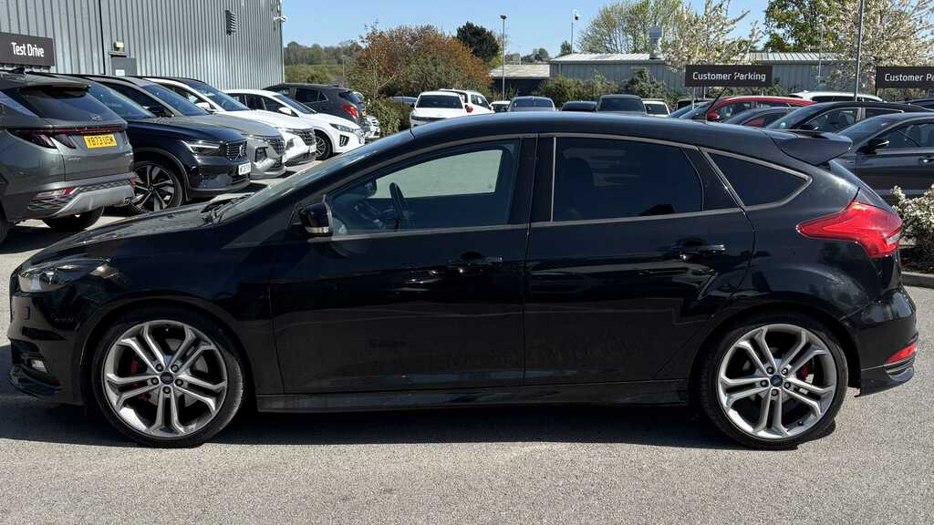 Ford Focus 2.0T Ecoboost St-3 2016 OY66GPF Black #3