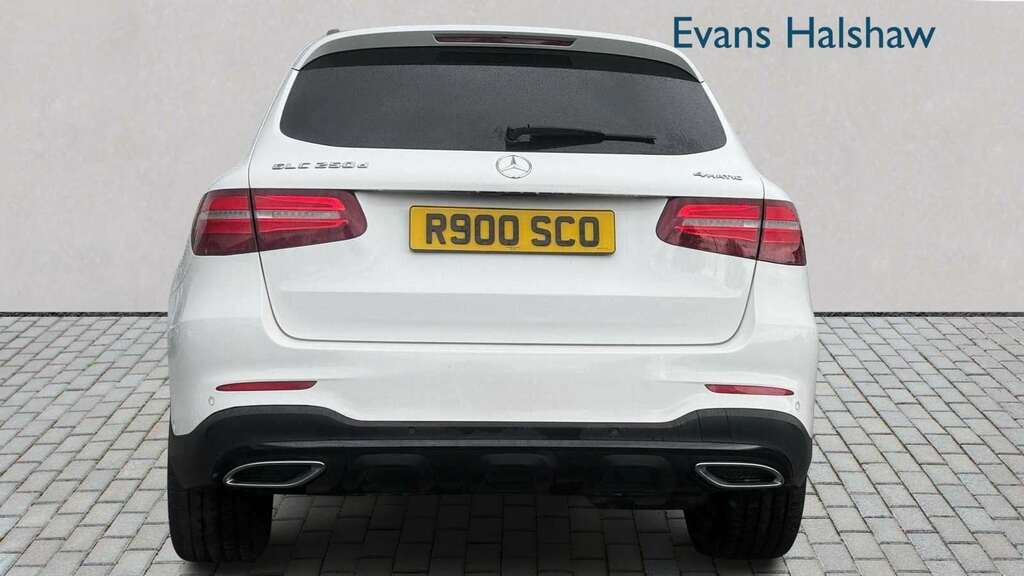 Mercedes-Benz GLC Class 250D 4Matic Amg Line Premium 9G-tronic 2016 HN66TBZ White #3