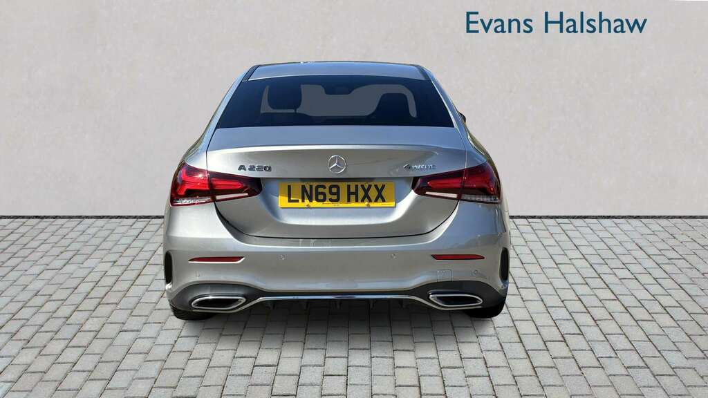 Mercedes-Benz A Class A220 4Matic Amg Line Premium Plus 2019 LN69HXX Silver #6