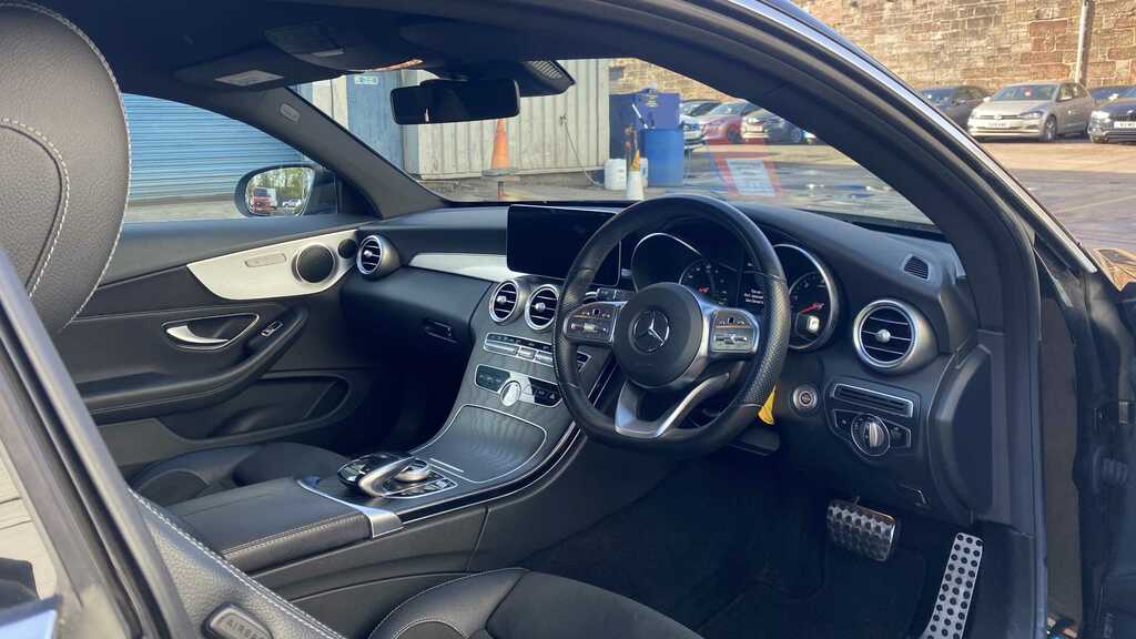 Mercedes-Benz C Class C220d Amg Line Premium 9G-tronic 2019 KM69GDE Black #5