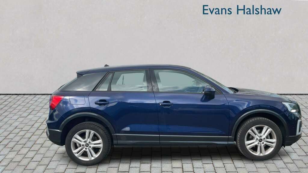 Audi Q2 35 Tfsi Sport S Tronic 2023 NJ23HLH Blue #4