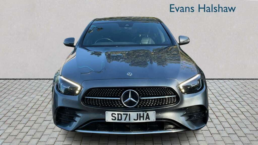 Mercedes-Benz E Class E300de Amg Line Edition 9G-tronic 2021 SD71JHA Grey #4