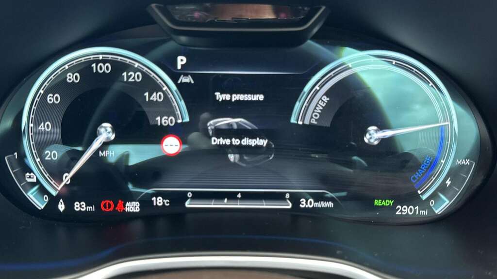 Genesis G80 Luxury Black #15