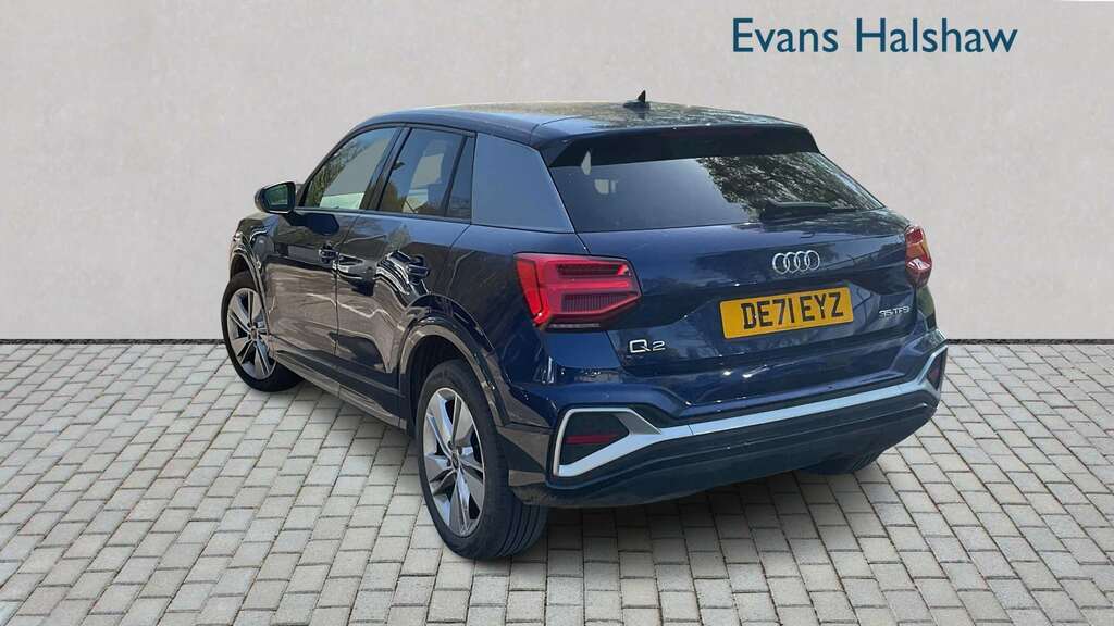 Audi Q2 35 Tfsi S Line S Tronic 2021 DE71EYZ Blue #4