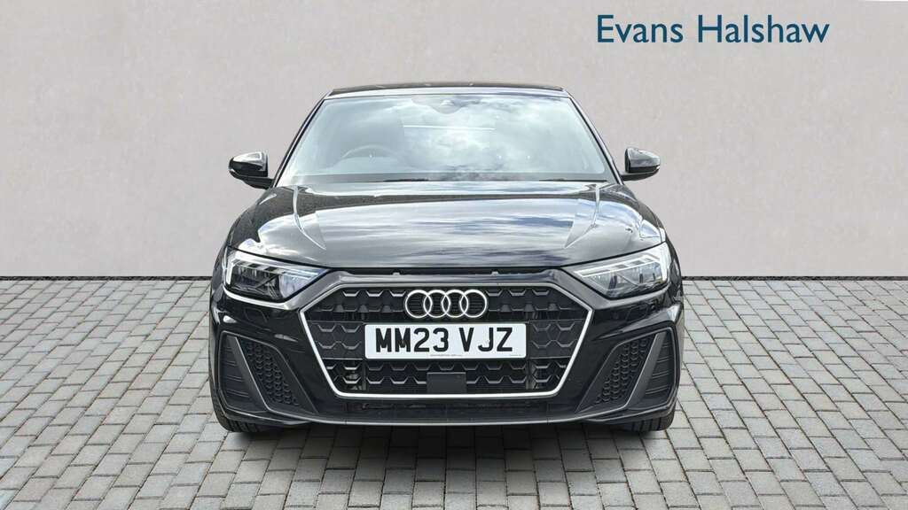 Audi A1 35 Tfsi S Line S Tronic 2023 MM23VJZ Black #3