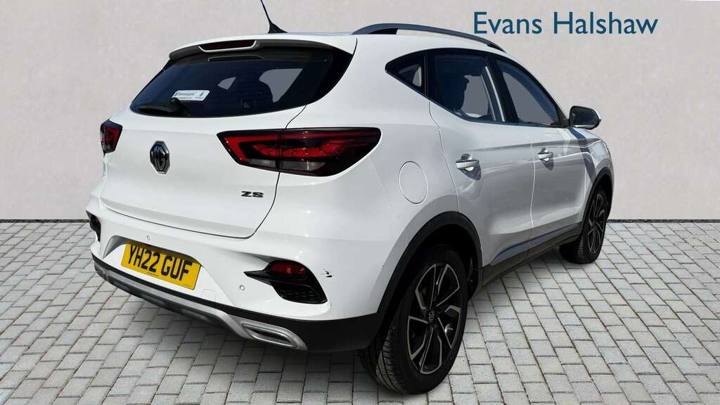MG ZS 1.5 Vti-tech Exclusive 2022 YH22GUF White #5