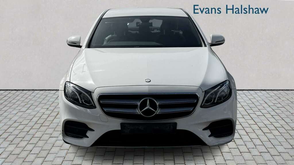Mercedes-Benz E Class E220d Amg Line 9G-tronic 2016 YC16OTD White #3