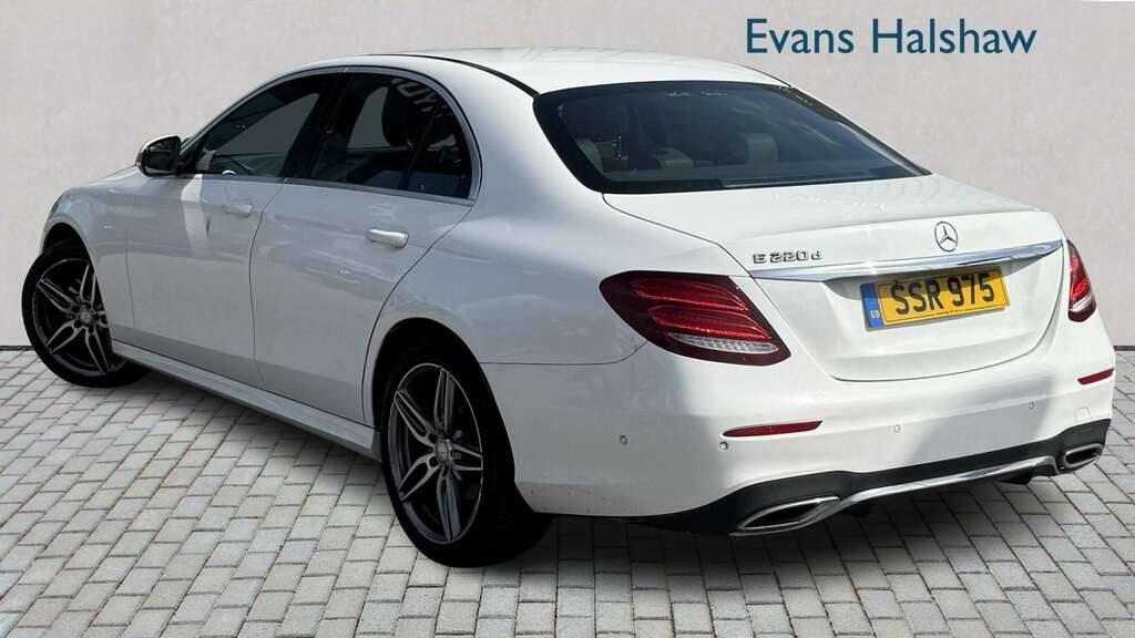 Mercedes-Benz E Class E220d Amg Line 9G-tronic 2016 YC16OTD White #2