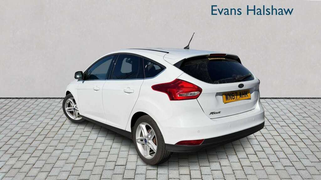 Ford Focus 1.5 Tdci 120 Zetec Edition 2017 WN67AHK White #3