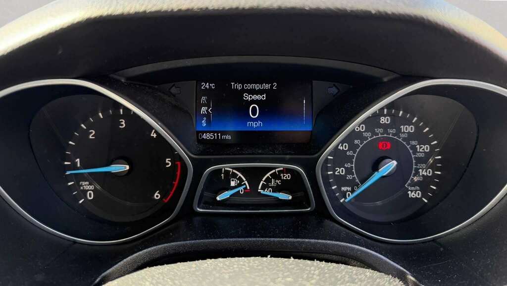 Ford Focus 1.5 Tdci 120 Zetec Edition 2017 WN67AHK White #5