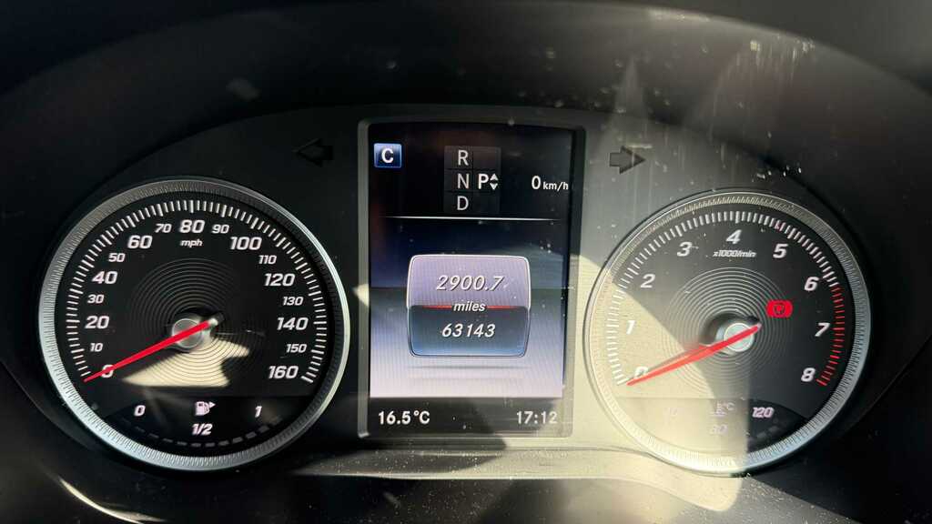 Mercedes-Benz C Class C200 Se Executive 2016 KM65UCX Black #6