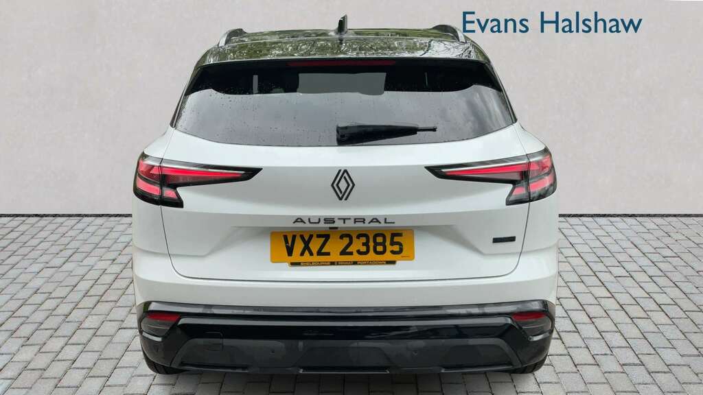 Renault Austral E-tech Full Hybrid Iconic Esprit Alpine 2 White #5