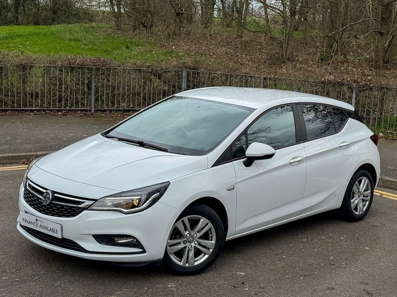 Vauxhall Astra 1.0I Turbo Ecotec Tech CV18GXS White #2