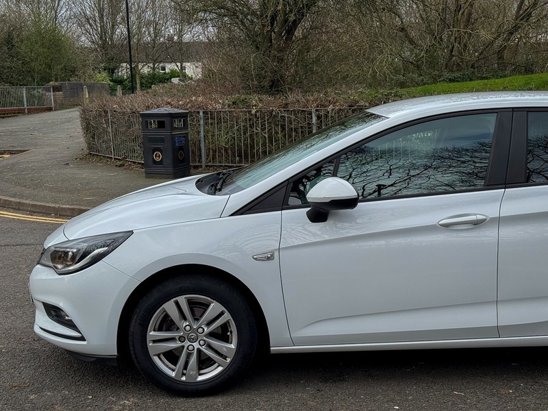 Vauxhall Astra 1.0I Turbo Ecotec Tech CV18GXS White #4