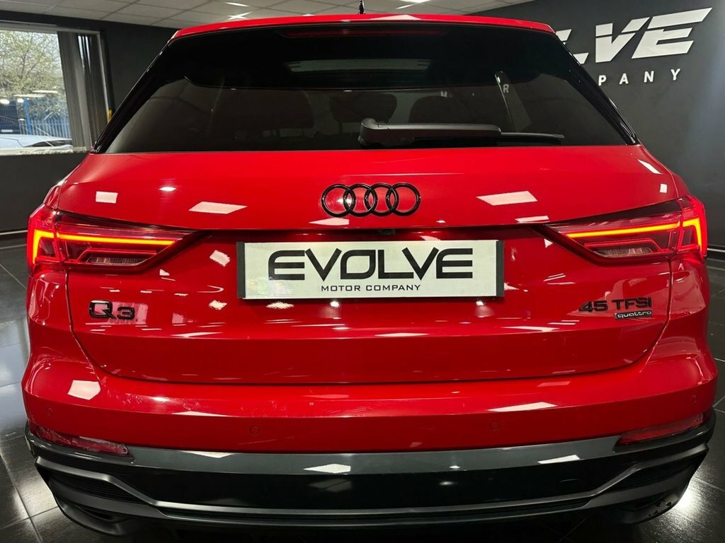 Audi Q3 2L Vorsprung YX19ZZY Red #5