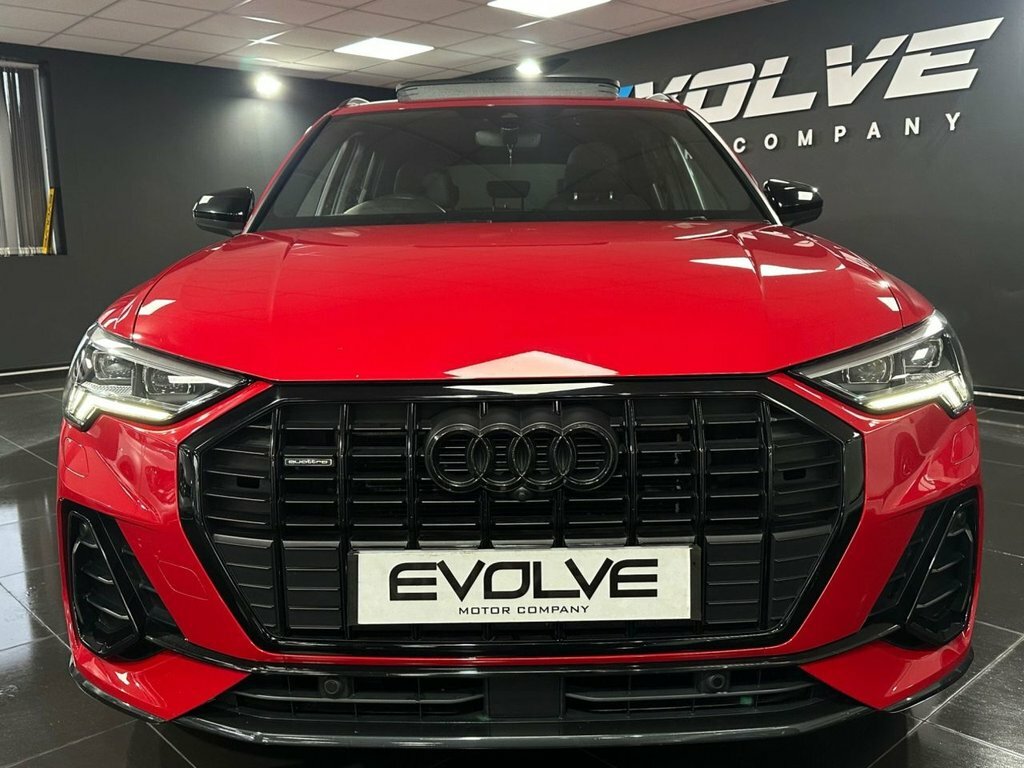 Audi Q3 2L Vorsprung YX19ZZY Red #4