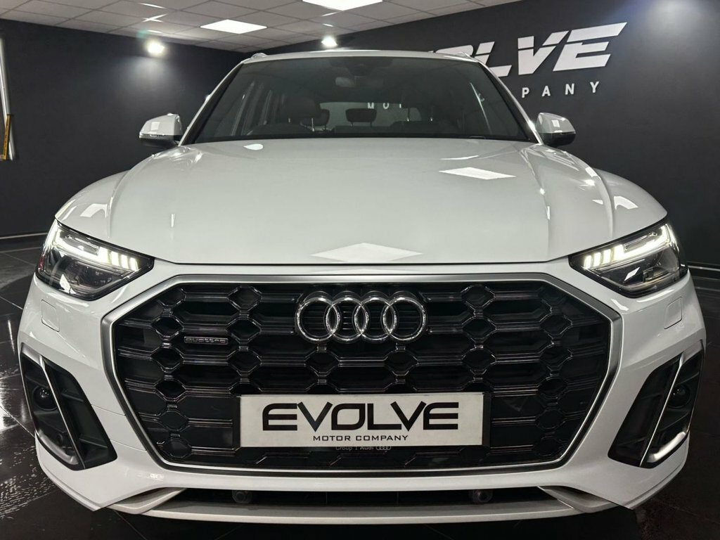 Audi Q5 2L S Line LL21BHK White #4