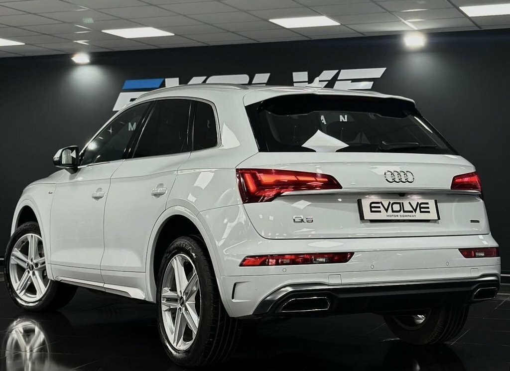 Audi Q5 2L S Line LL21BHK White #2