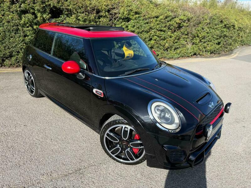 Mini Hatch 2.0 John Cooper Works HY67EHS Black #2