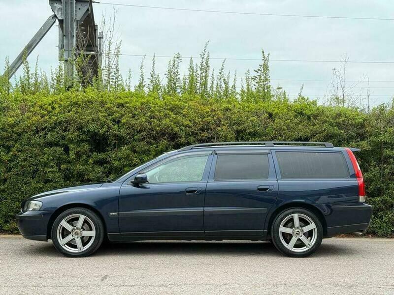 Volvo V70 V70 Black #11