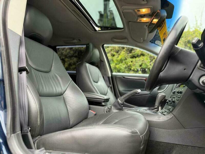 Volvo V70 V70 Black #23