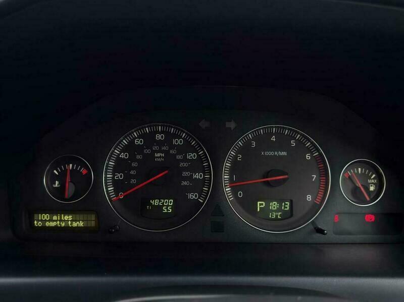 Volvo V70 V70 Black #32