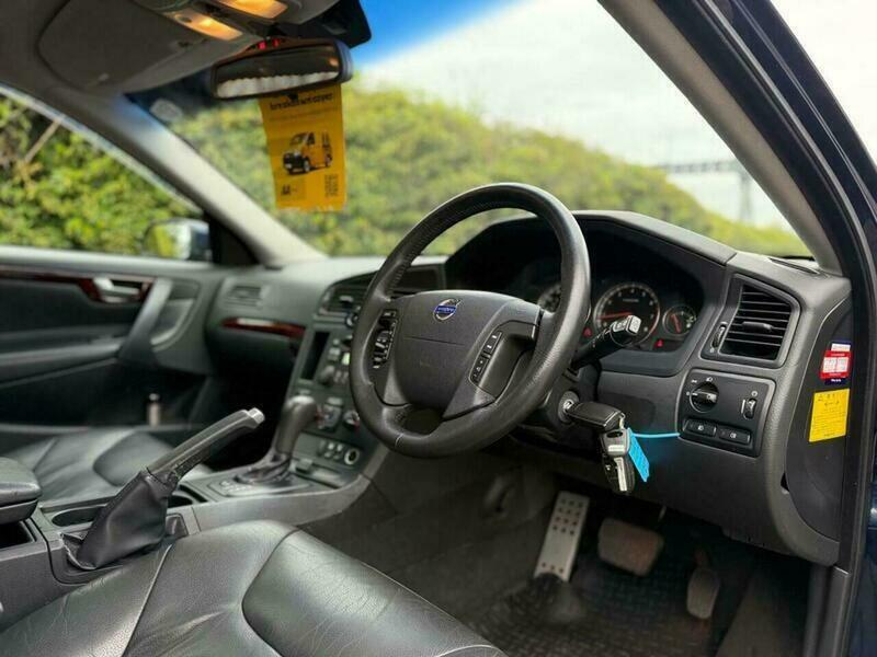 Volvo V70 V70 Black #17
