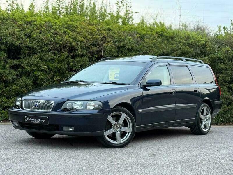 Volvo V70 V70 Black #3