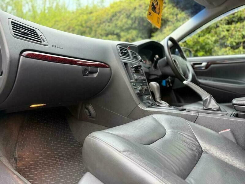 Volvo V70 V70 Black #21