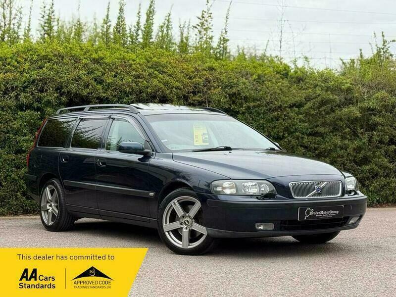 Volvo V70 V70 Black #1
