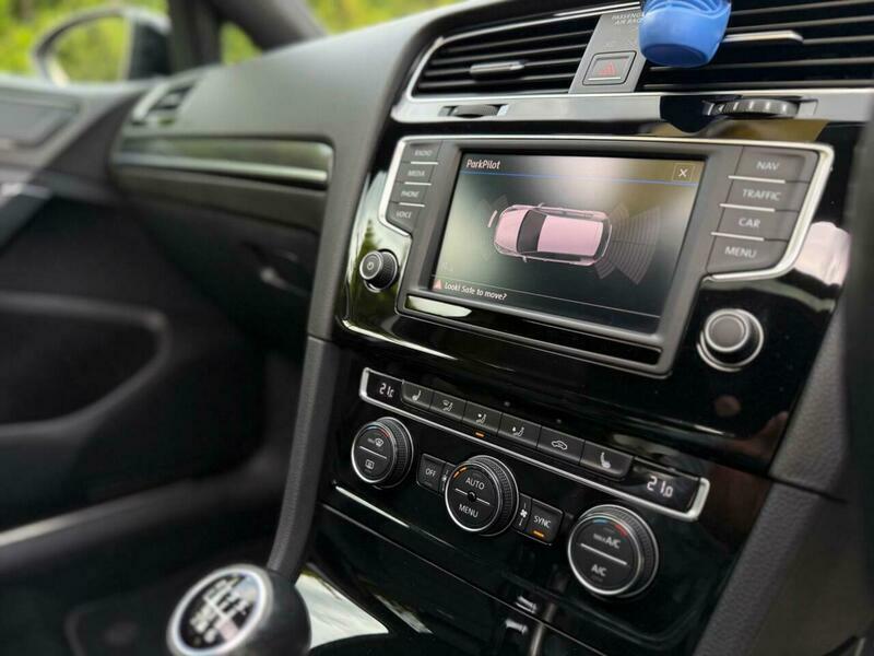 Volkswagen  Se Blue #23