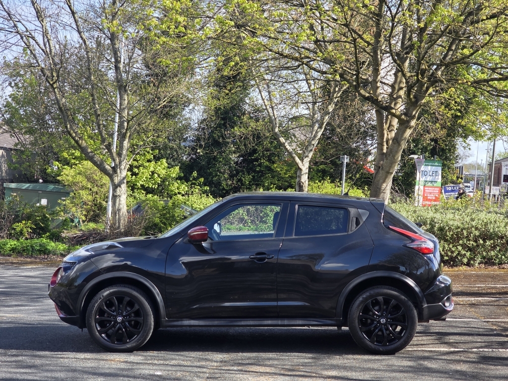 Nissan Juke 1.2 Acenta Premium YS64GZH Black #4