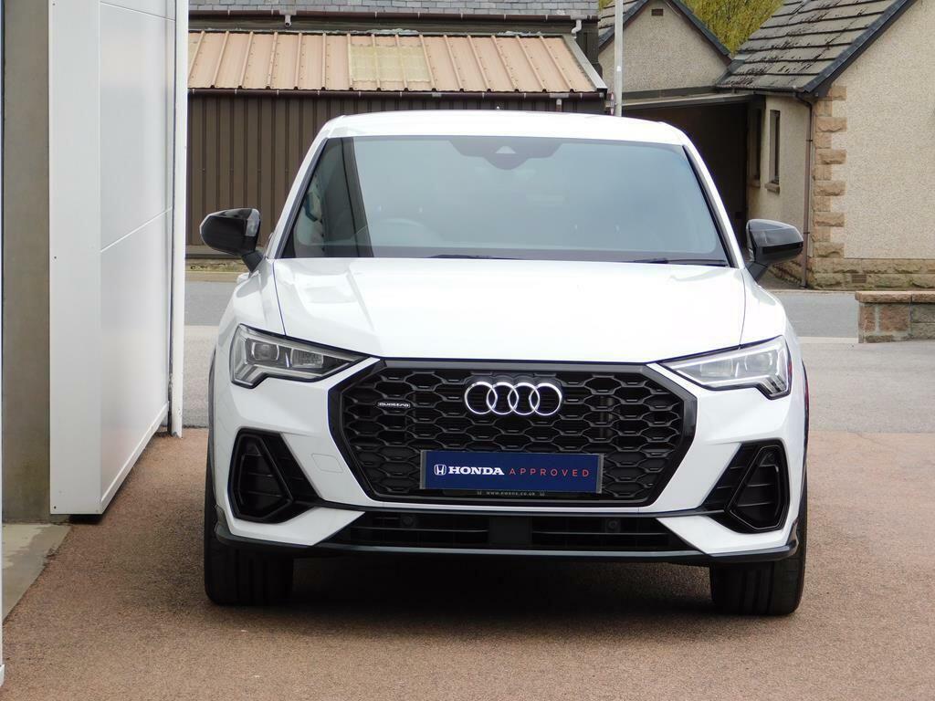 Audi Q3 2.0 Tfsi 40 Black Edition Sportback S Tronic Quatt SV23ZPG White #2