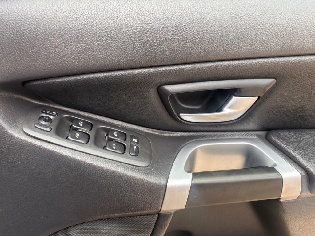 Volvo XC90 4.4L Executive Blue #33