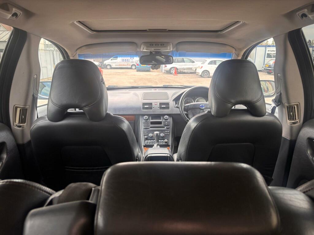 Volvo XC90 4.4L Executive Blue #18