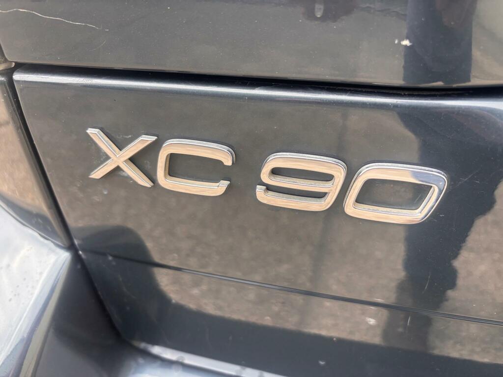 Volvo XC90 4.4L Executive Blue #62