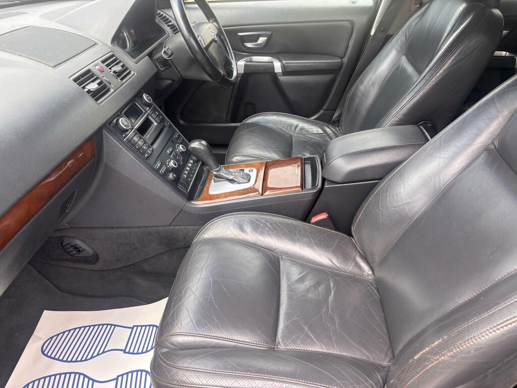 Volvo XC90 4.4L Executive Blue #26