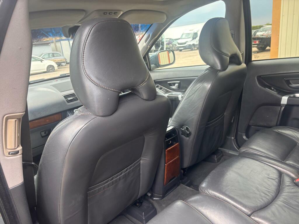 Volvo XC90 4.4L Executive Blue #23