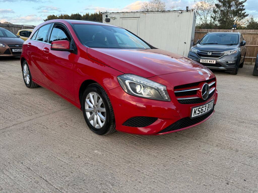 Mercedes-Benz A Class 1.6 A180 Se 7G-dct Euro 6 Ss KS63BVD Red #6