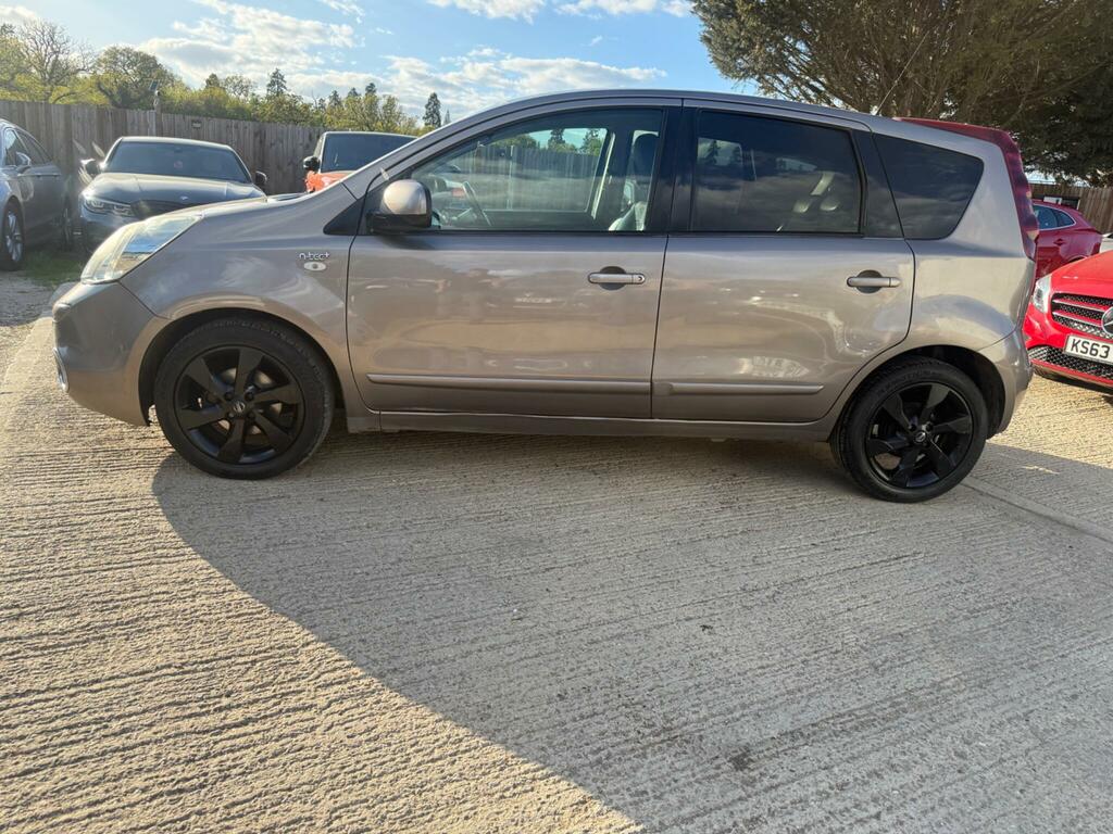 Nissan Note 1.6 16V N-tec Euro 5 LX62VOF Beige #4