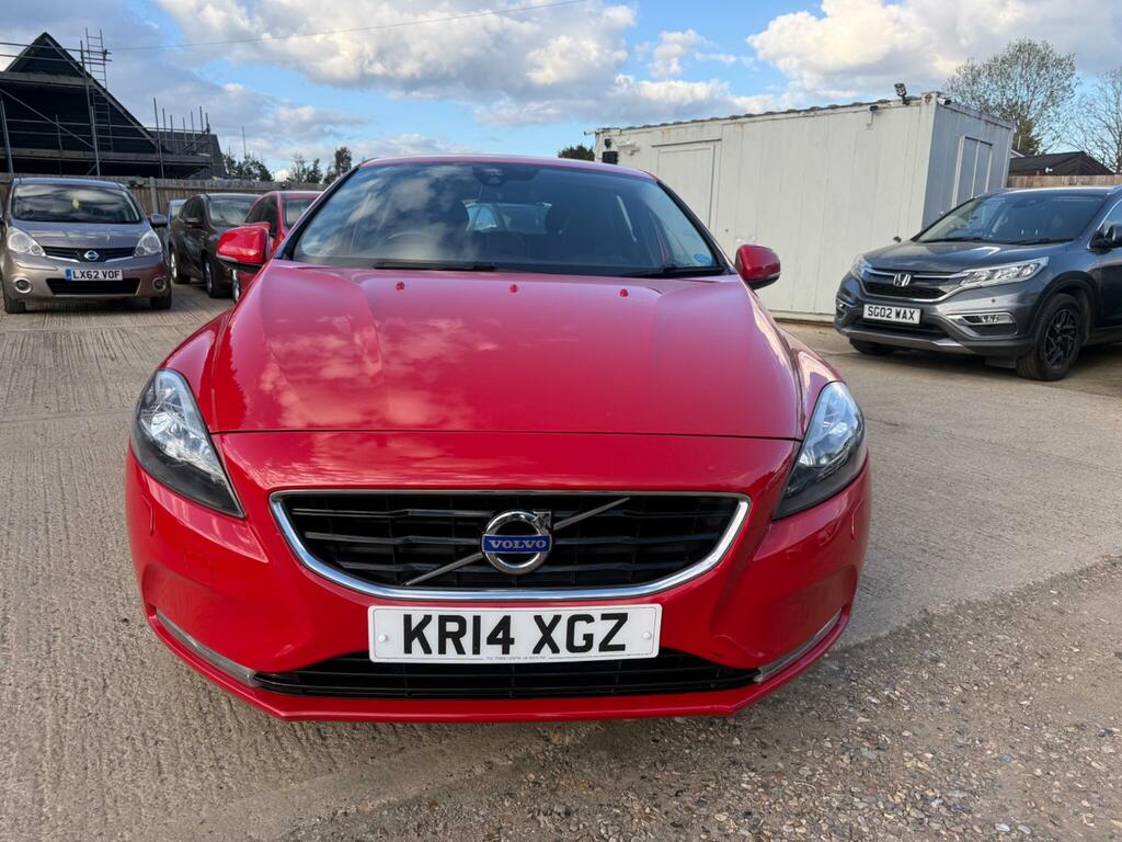 Volvo V40 1.6 D2 Se Nav Euro 5 Ss KR14XGZ Red #2