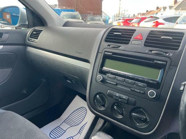 Volkswagen Jetta Se Blue #14