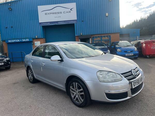 Volkswagen Jetta 1.9 Tdi Se Dsg Euro 4 Silver