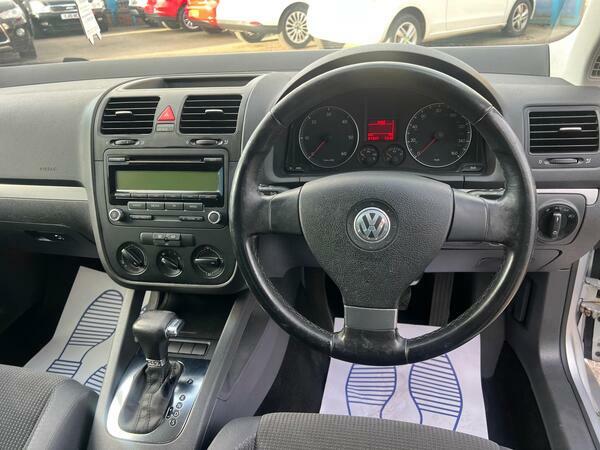 Volkswagen Jetta Se Blue #13