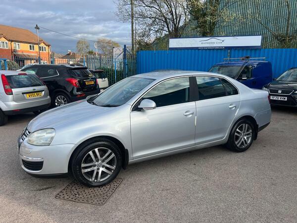 Volkswagen Jetta 1.9 Tdi Se Dsg Euro 4 Silver #5