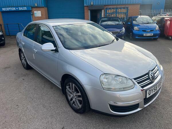 Volkswagen Jetta Se Blue #9