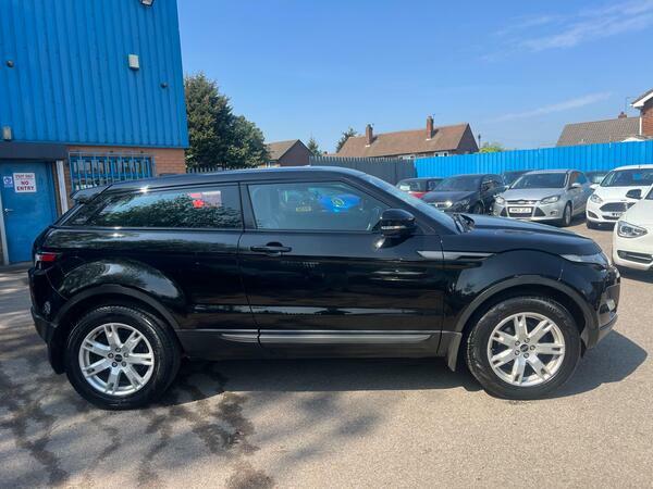 Land Rover Range Rover Evoque 2.2 Ed4 Pure Fwd Euro 5 Ss AO12UCA Black #2